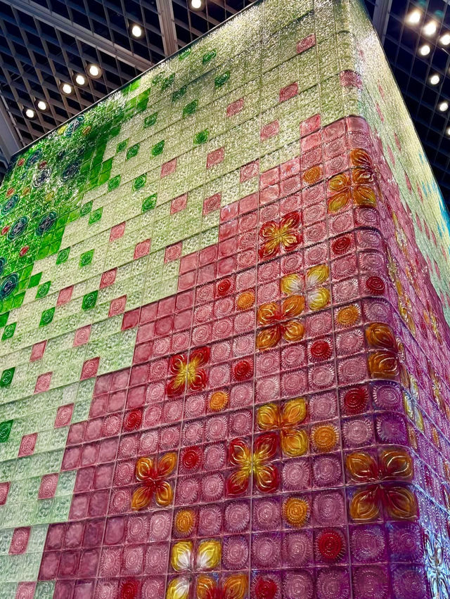 旅の出発は成田空港から✈️ 💡発見！アート作品巡りをしてみよう✨