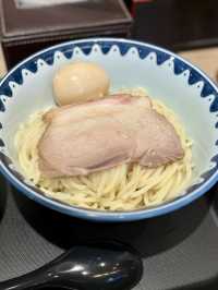 【東京・羽田空港】旅の始まりに味わう、昭和の名残と安心感「羽田大勝軒」