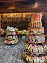 Most beautiful souvenir shop in Melaka