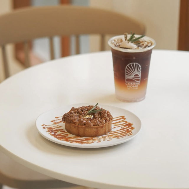 Coming Home Café & Seascape ราไวย์ ภูเก็ต