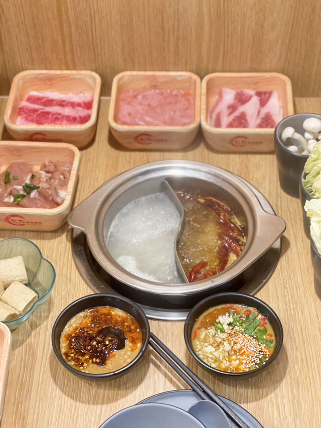 หม่าล่าข้อสอบ นั่งกินคนเดียวก็ไม่เขิลแล้วแกรรร 🫕 