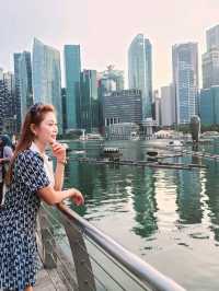 The Helix Bridge – Merlion – Marina Bay สิงคโปร์