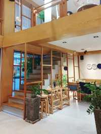 Kin Cafe' Lampang เป็นคาเฟ่และร้านอาหารนิยมลำปาง