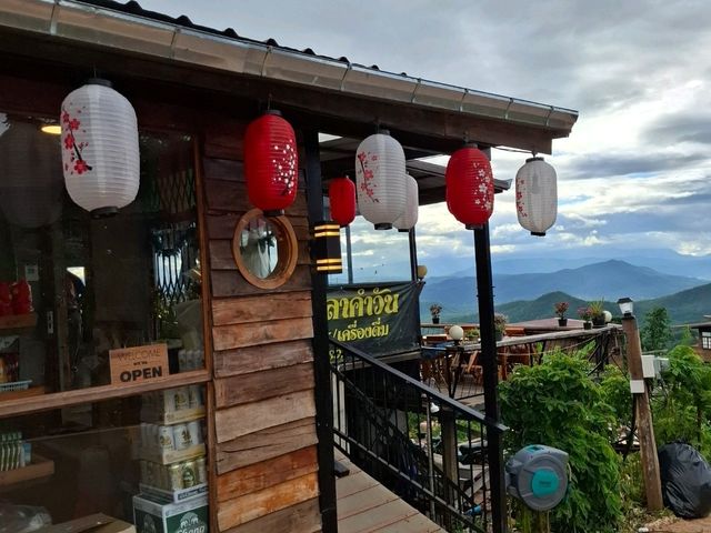 ครัวลาคำวัน ร้านอาหารบ้านไฮตาก