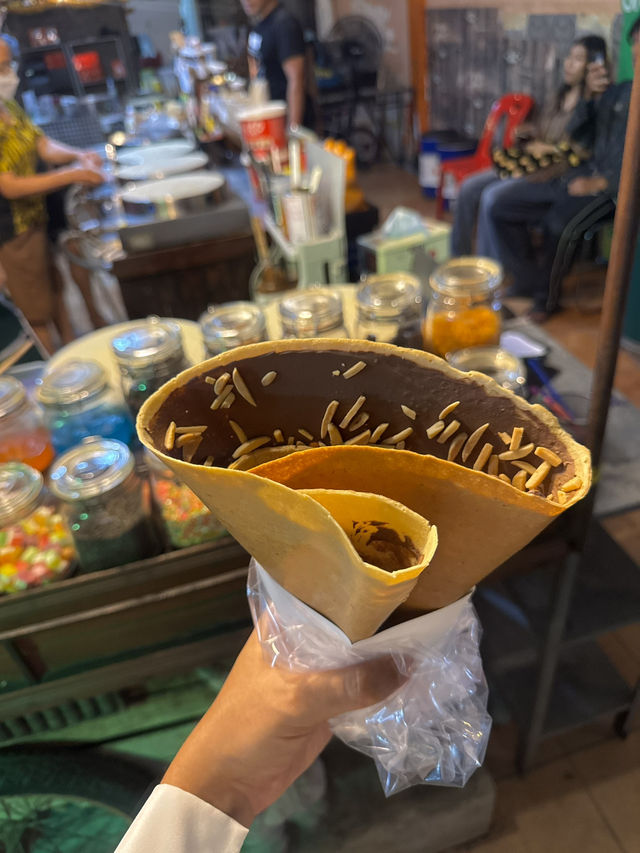 ร้านเครปโคตรอร่อย โชคชัย4 🥞✨