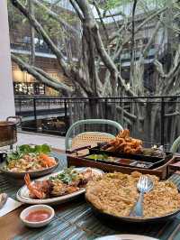 Peaceful Vibes, Violent Flavours : Thai Co Restaurant
