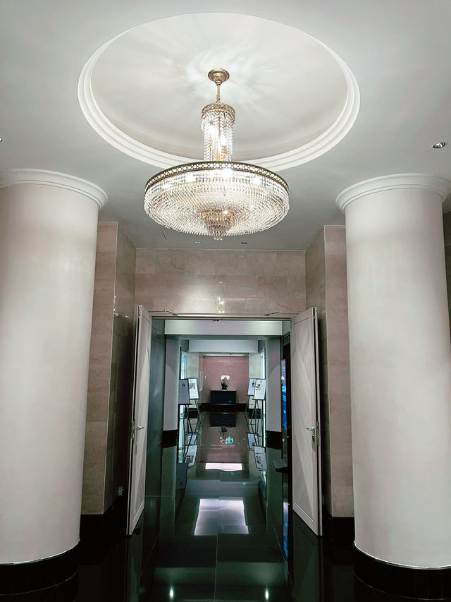 “Renaissance Hotel Kuala Lumpur: Your Ideal Summer Staycation Escape”