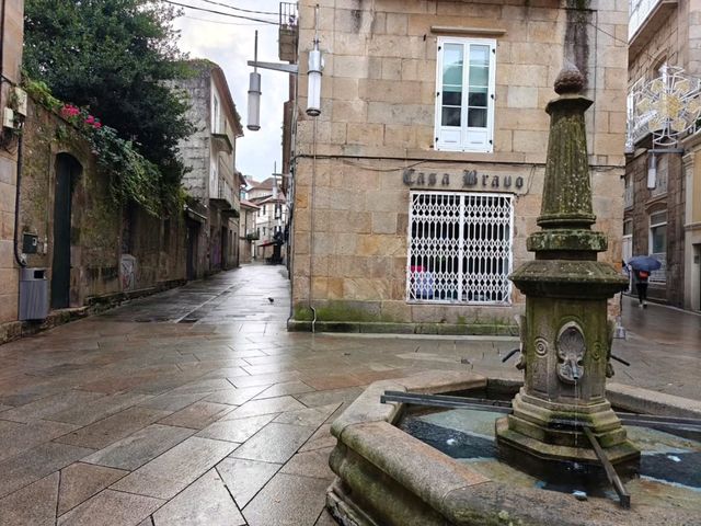 Strolling Through Stone and Arches
