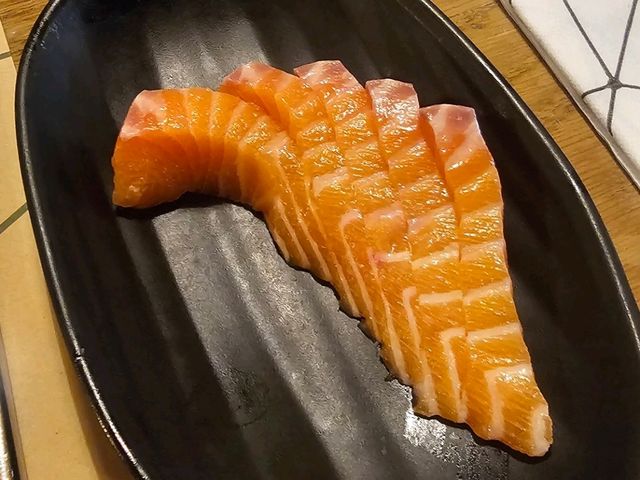 銅鑼灣午市七折自助餐，人均唔使400蚊，就可以食到飽