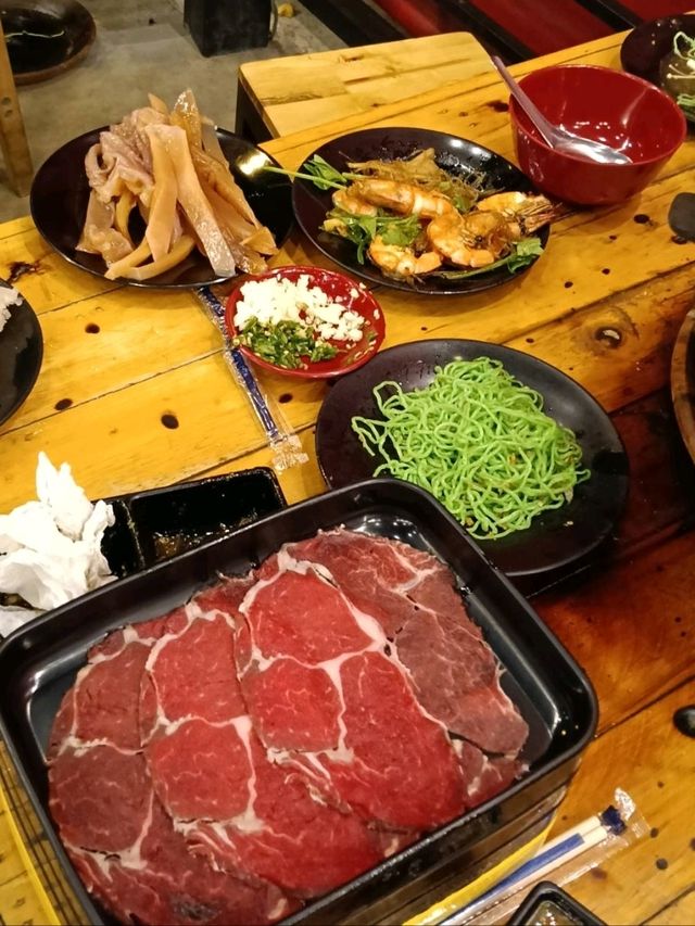 ร้าน เนื้อคู่ บุฟเฟ่ต์ ปิ้งย่างกระทะร้อน