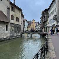 Annecy เมืองแห่งสายน้ำและทะเลสาบของฝรั่งเศส