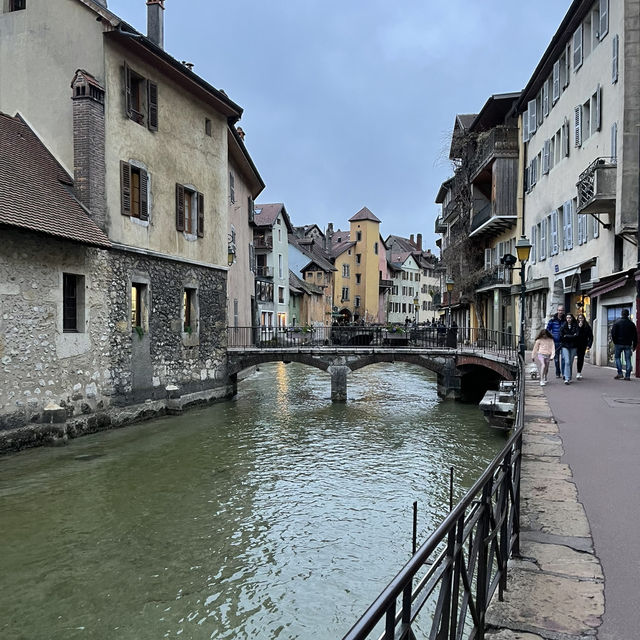 Annecy เมืองแห่งสายน้ำและทะเลสาบของฝรั่งเศส