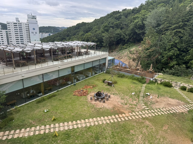 이번 여름 가족과 꼭 한번 가면 좋을 부산 카페