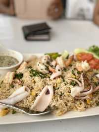 บ้านเล Seafood & Café