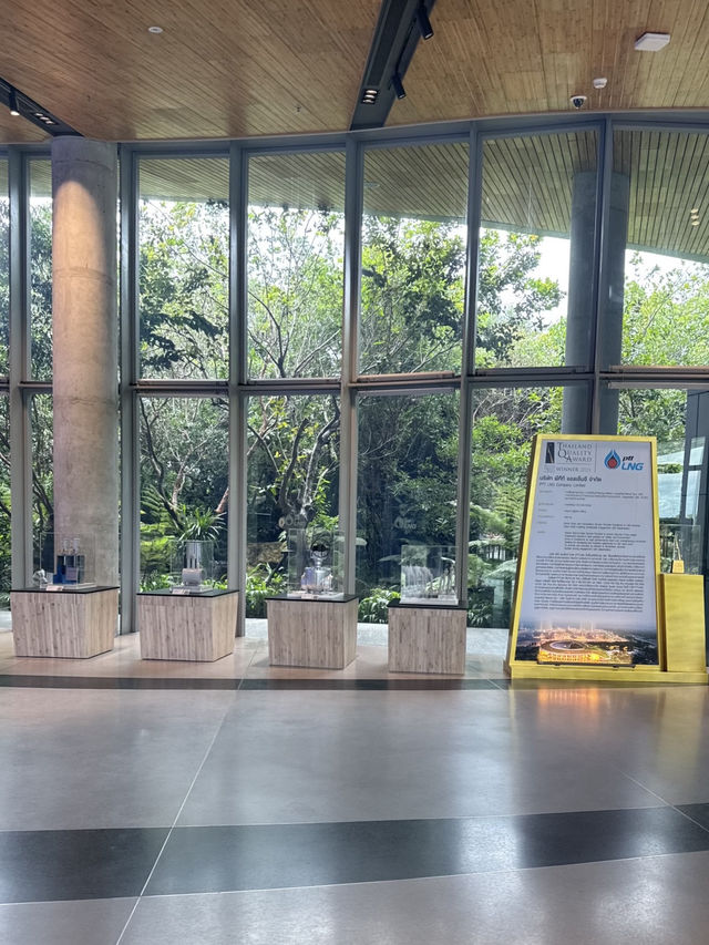 ชมธรรมชาติ ที่FLORA EXHIBITION HALLL 