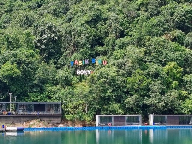 Bau: Discovering the Allure of Azure Lakes and Historic Charms
