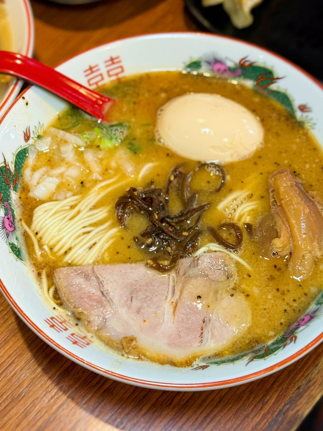 日本人開設正宗拉麵店🍜