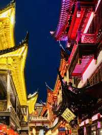 A Glimpse into Old Shanghai's Bustling Charm