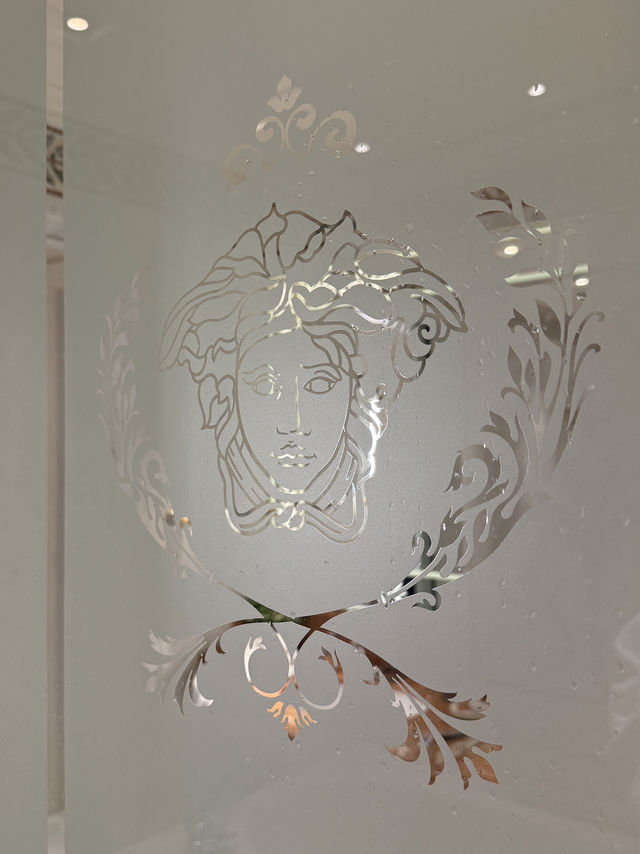 澳門打卡酒店🏨 Versace