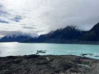 《雪山腳下的湛藍驚嘆：Tasman Glacier Track》 🏔💧