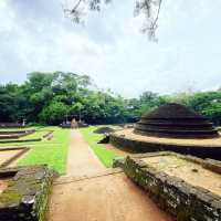 Exploring the Historic Panduwasnuwara Raja Maha Vihara
