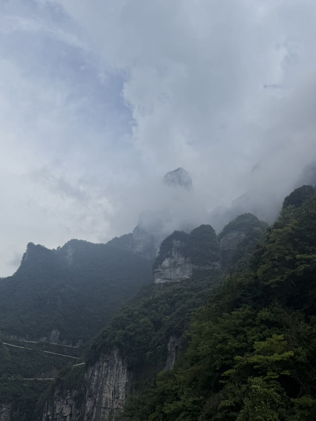 Visiting Tianmen Mountain, China – A Must-See Adventure