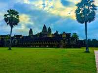 壯麗日出下的世界奇觀──吳哥窟 Angkor Wat