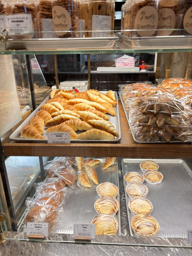 Sunflour Bakery & Café Anfu Road🥐🥨🥯