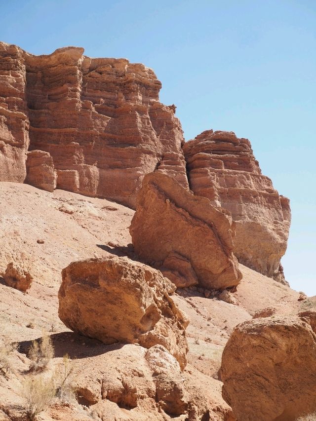 ⛰️ 大自然がつくり出す奇跡・チャリンキャニオン