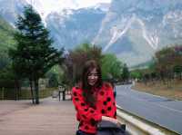 A Stroll Around Blue Moon Valley