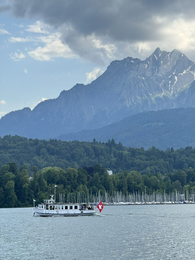 🏞️ Weggis – เมืองพักตากอากาศริมทะเลสาบลูเซิร์น 🇨🇭