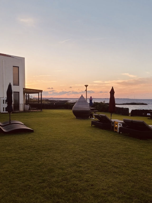 Modern Elegance and Exceptional Comfort