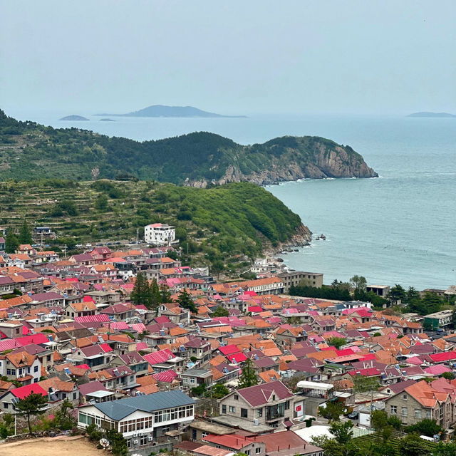 🇮🇹 This Isn’t Italy — It’s Qingdao Fishing Village! 🎨🌊