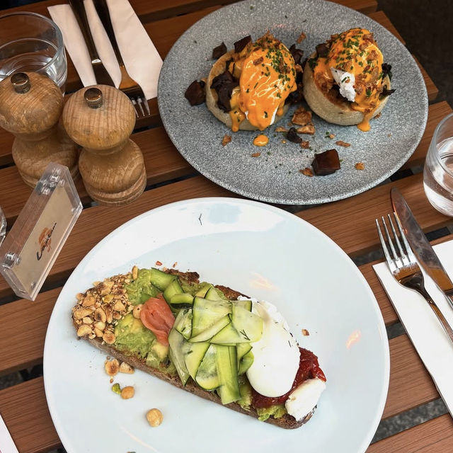 Urban Bloom & Brunch Reverie