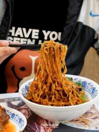 Gwing Kee Roasted ร้านอาหารที่เต็มไปด้วยชาวฮ่องกง