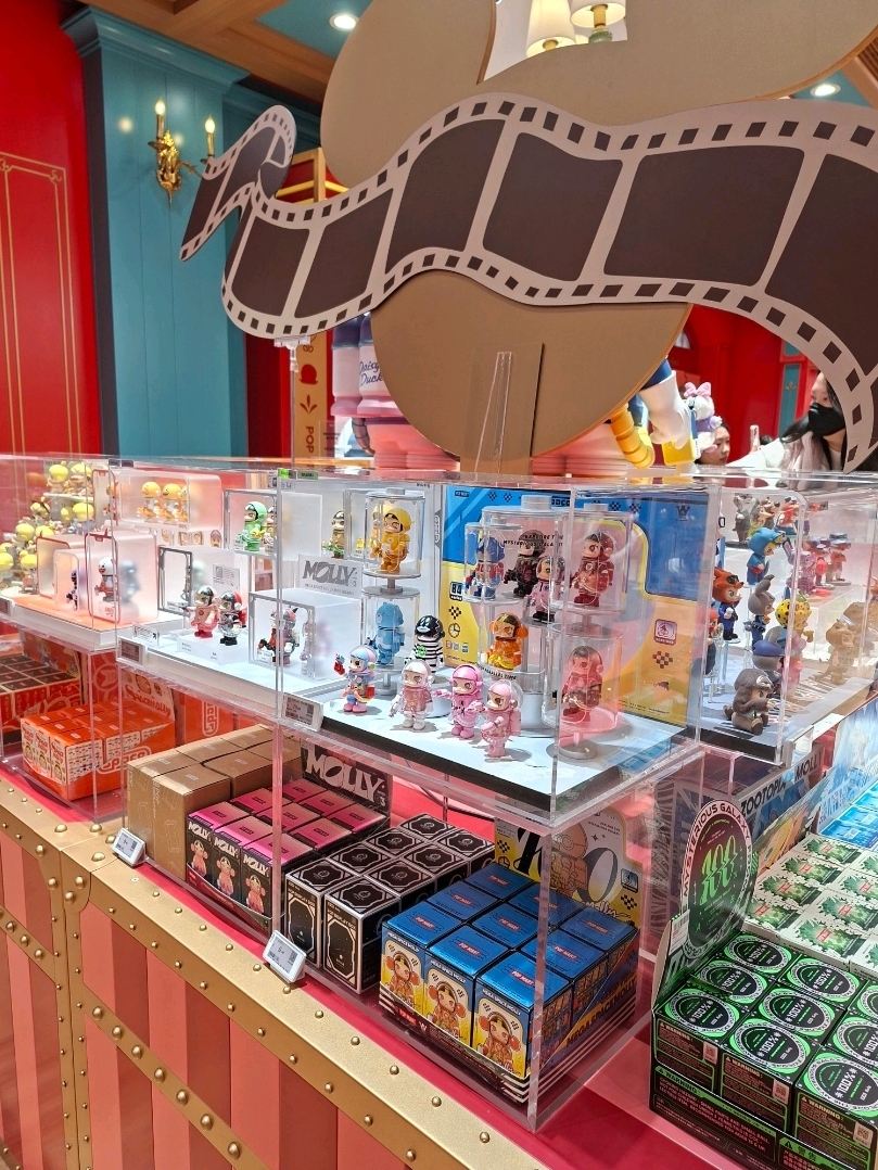 POP MART上海ディズニーランド：ディズニーファン必見スポット | Trip