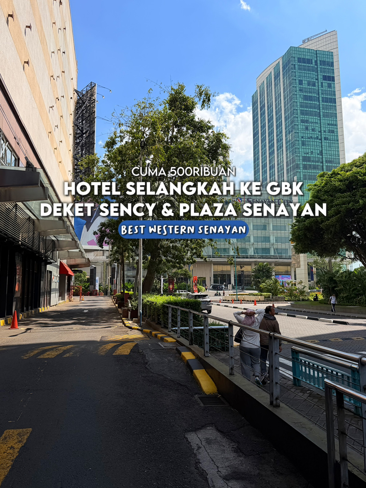Masih bahas area GBK nih—salah satu kawasan yang lagi banyak dicari buat konser akhir tahun, event olahraga, sampai marathon internasional yang bikin hotel sekitar cepat penuh! 👀

Kalau lagi cari penginapan strategis, aku rekomendasikan hotel ini:

✨ Lokasi super strategis
Berada di area STC Senayan, tepat di seberang Senayan City dan di samping Plaza Senayan. Ke GBK cuma sekitar 3 menit, jadi praktis banget buat yang punya agenda di sekitar sana.

✨ Harga masih ramah di kantong
Tarif kamar mulai dari Rp500 ribuan per malam, cocok buat yang cari hotel nyaman tanpa bikin budget membengkak.

✨ Dekat pusat kuliner
Di depan hotel ada taichan yang cukup terkenal, ditambah banyak pilihan kafe dan restoran hits di area Senayan dan Jakarta Selatan yang bisa dijangkau dengan mudah.

Dengan lokasi yang strategis, harga terjangkau, dan akses kuliner yang lengkap, hotel ini bisa jadi pilihan pas buat staycation maupun menginap saat ada event di GBK.

Tertarik menginap di sini? 👇🏻