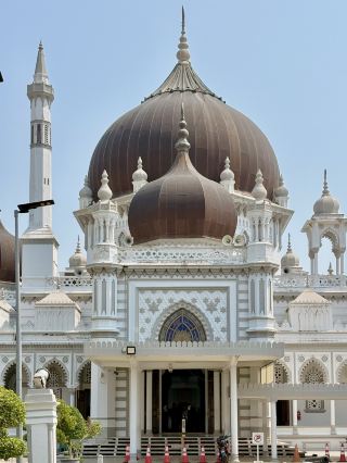 Slowing Down Beneath the Domes of Masjid Zahir 🌙