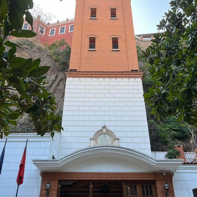 İzmir Historical Elevator Building 🏢