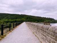 🚞💧 Manchester to Ladybower Dam: A Scenic Reservoir Day Trip