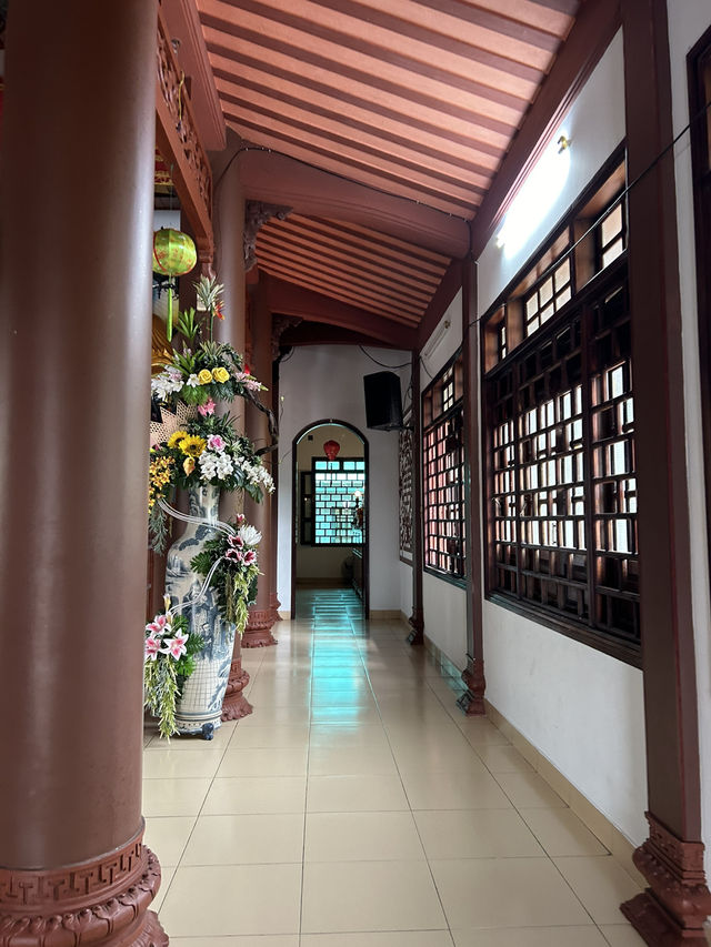 Amazing family temple of Da nang! All of your wishes come true!