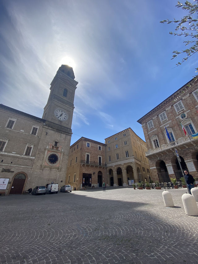 Exploring Ancona – History, Highlights, And A Day Itinerary 