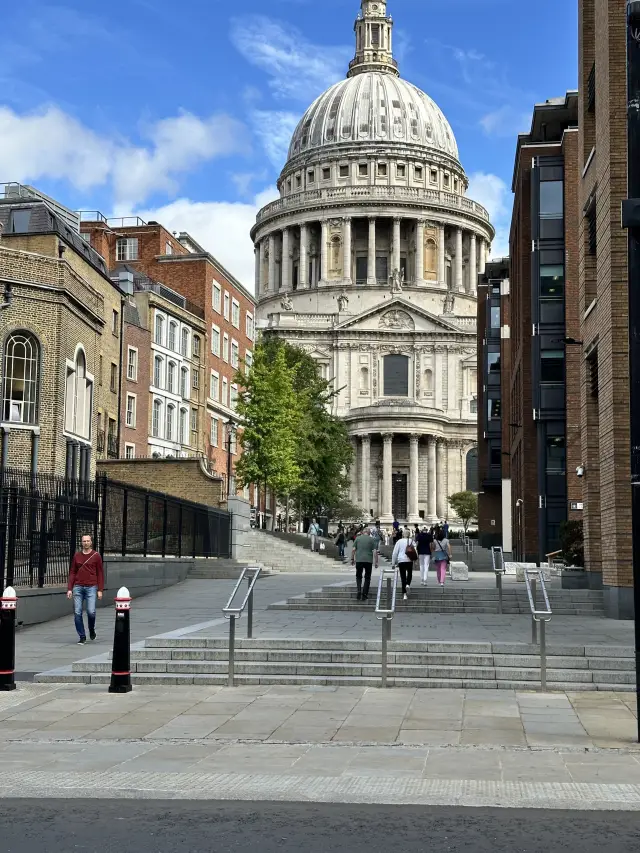 The Imposing At Paul’s, An Absolute Must See In London!