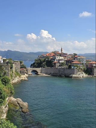 🍁 Kemere Bridge – Autumn Serenity by the Stone Arch 🌉🍂 
