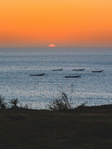 大西洋と街が交わる場所：ダカールを一枚のフレームに