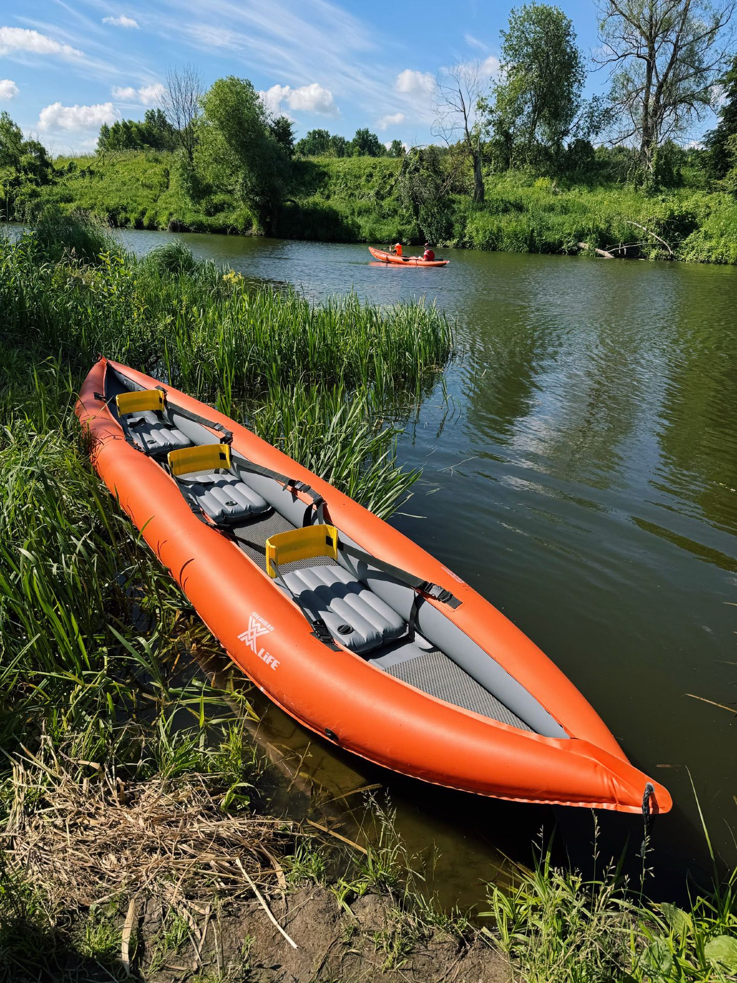 The Ultimate Chill Catamaran Adventure from Russia's Countryside to Suzdal 🚣‍♂️✨