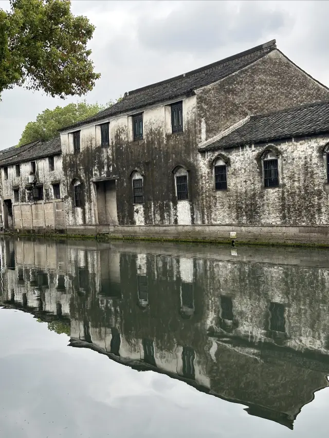 The national cultural heritage site by the Xi Xiao River—Shaoxing Lu Mansion