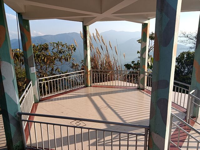 老山主峰峰頂
