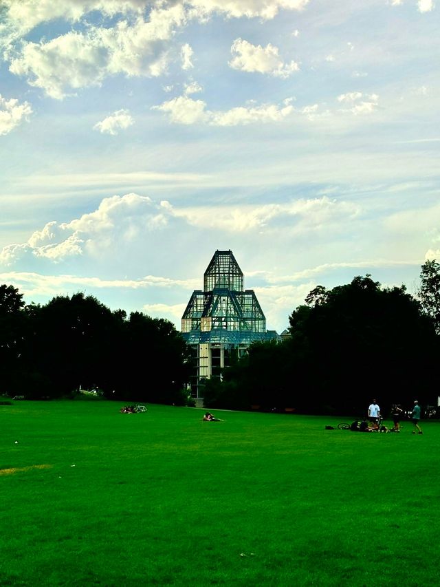 渥太華major's hill park