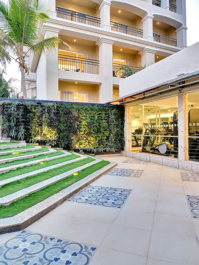 🌴✨ Goa's Candolim Charm: Top Hotel Pick! ✨🌴